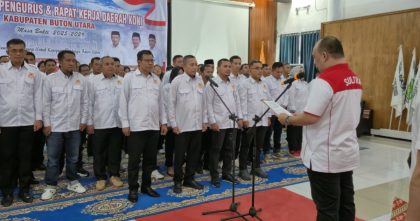 Ketua KONI Sultra Lantik Pengurus KONI Buton Utara Masa Bakti 2025-2029 di aula Bappeda Buton Utara, Sabtu (29/11/2025).